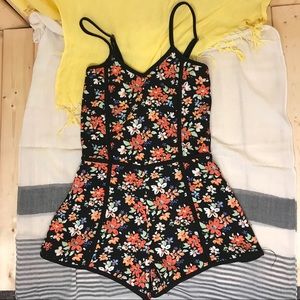 Floral Romper - Derek Heart